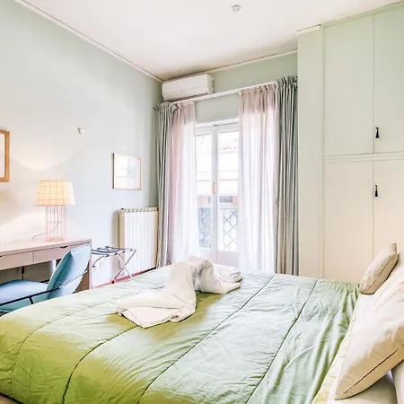Guesthost - Elegant Ponte Vecchio Appartement *