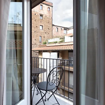 Appartement Guesthost - Ponte Vecchio Elegant Dream