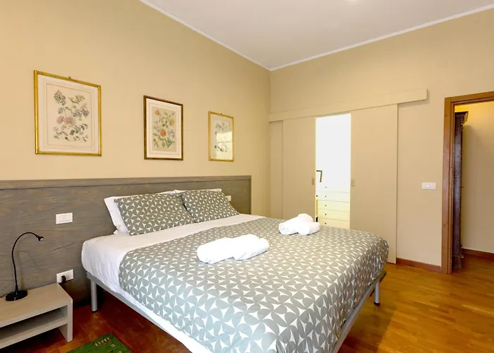 Guesthost - Ponte Vecchio Elegant Dream Apartament
