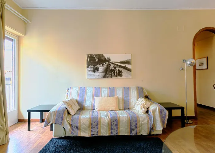 Guesthost - Ponte Vecchio Elegant Dream Apartment Florence
